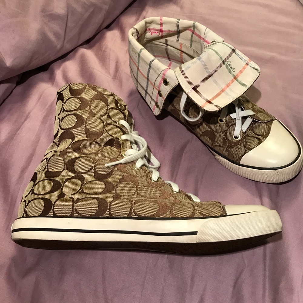 Coach women's shoes • Bonney Sneakers Great Condit